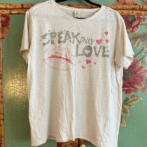 Magnolia Pearl tee “Speak Only Love”
NWOT